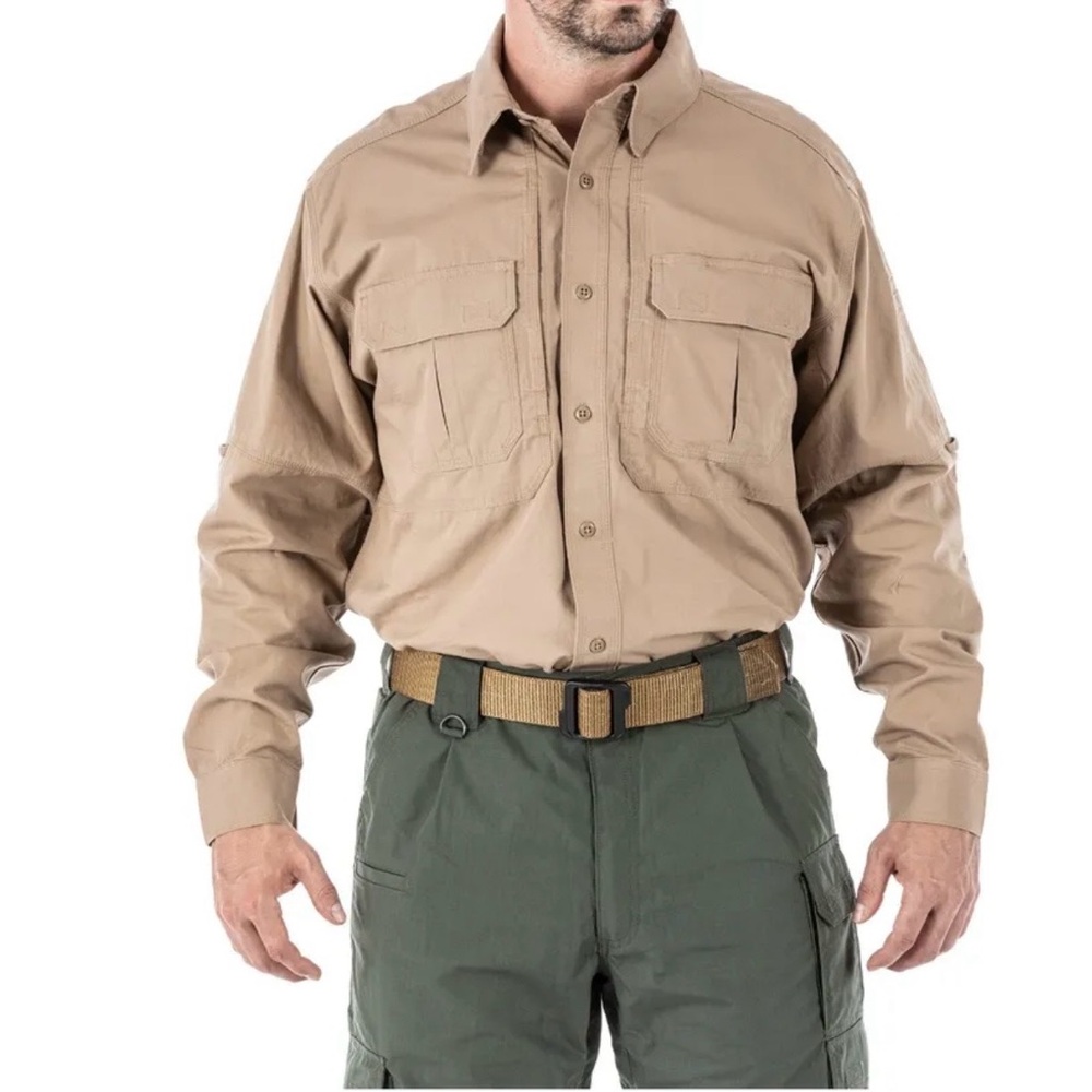 CQR men’s size extra large, long sleeve technical hiking shirt with front zip